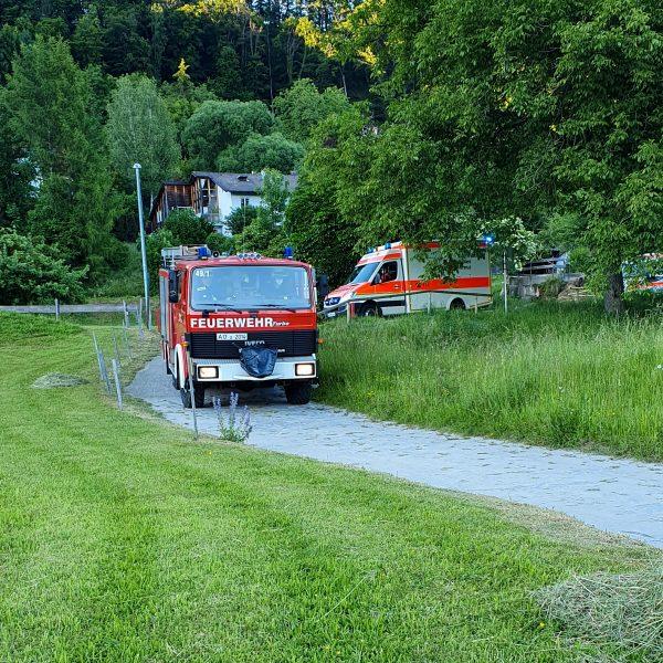 Übung PKW-Brand Unterhadermark Übung PKW-Brand Unterhadermark