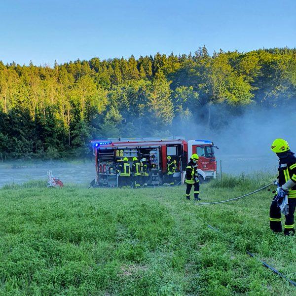 Übung PKW-Brand Unterhadermark Übung PKW-Brand Unterhadermark