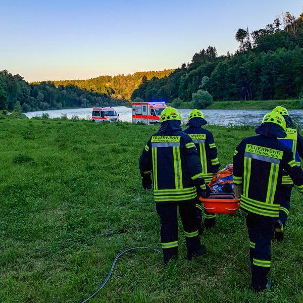 Übung PKW-Brand Unterhadermark Übung PKW-Brand Unterhadermark