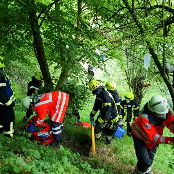 Übung PKW-Brand Unterhadermark Übung PKW-Brand Unterhadermark