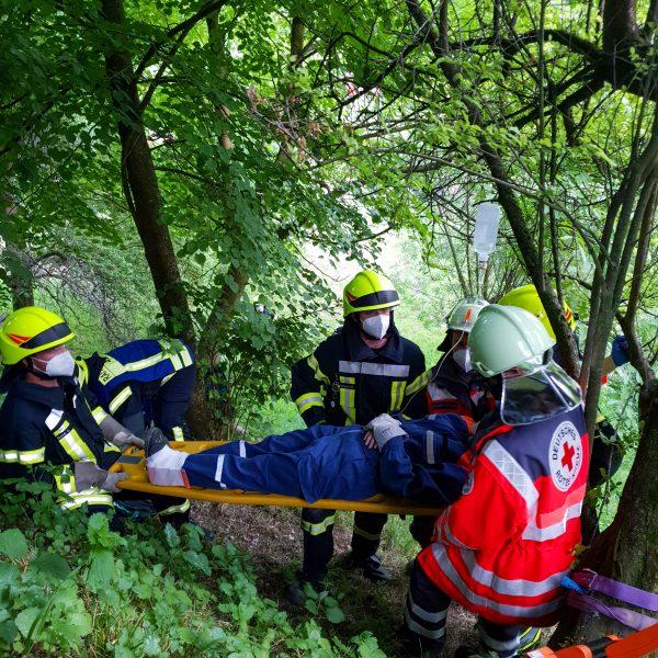 Übung PKW-Brand Unterhadermark Übung PKW-Brand Unterhadermark
