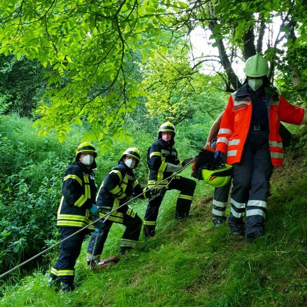 Übung PKW-Brand Unterhadermark Übung PKW-Brand Unterhadermark
