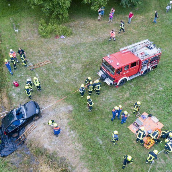 Übung PKW-Brand Unterhadermark Übung PKW-Brand Unterhadermark