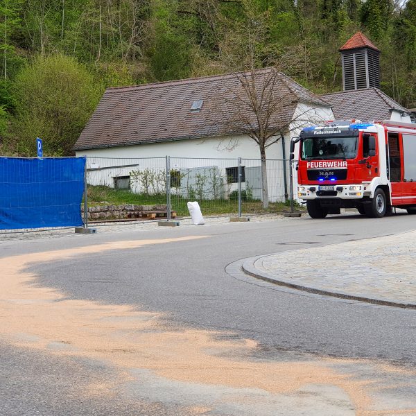 Einsatz Ölspur 20210429 Einsatz Ölspur 20210429
