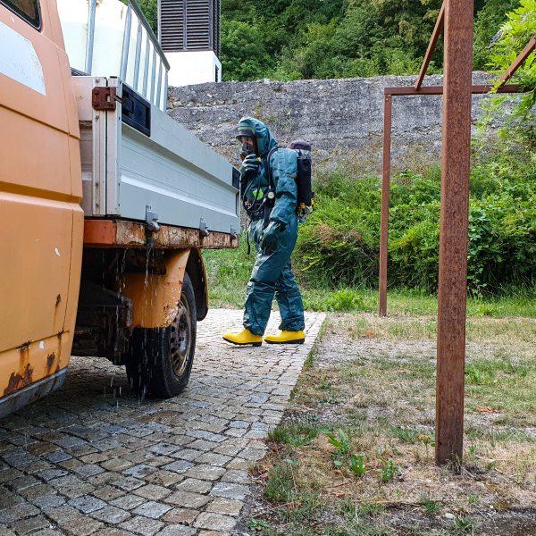 Übung mit Gefahrstoffen Übung mit Gefahrstoffen